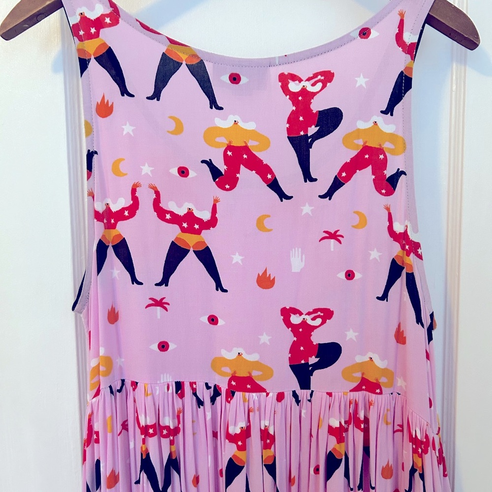 Nooworks Naomi Pink Midi Dress with Colorful Print - Picture 2 of 5